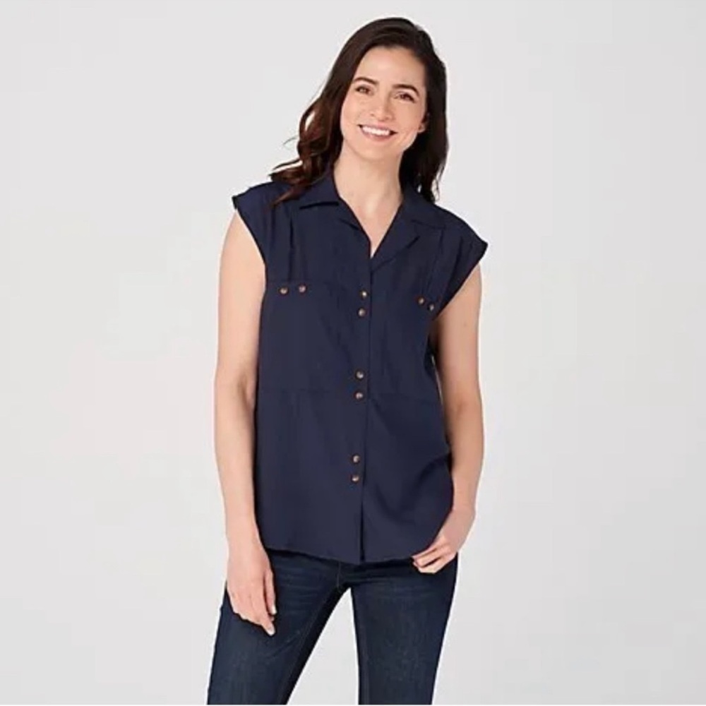 bishop + young Navy Blue Sleeveless Button Up
Blouse Notch Collar NWT Size Small